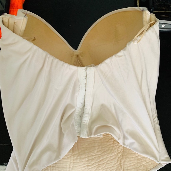 David’s bridal Michael Angelo wedding dress. - Picture 5 of 5